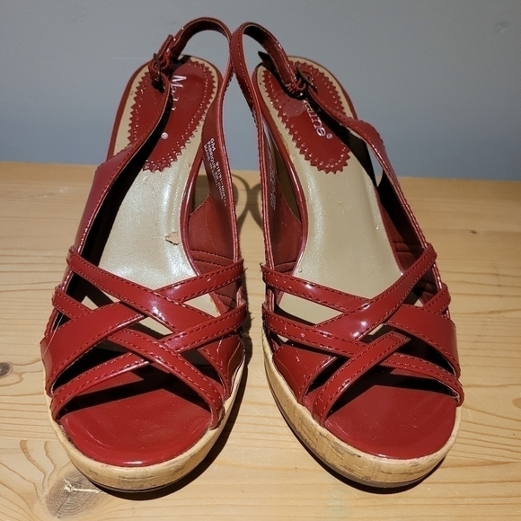 Patent Leather red heels with cork platform size 6 - Picture 8 of 16